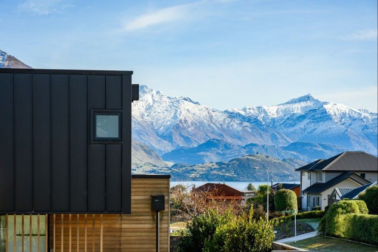 Photo of property in 251 Aubrey Road, Wanaka, 9305