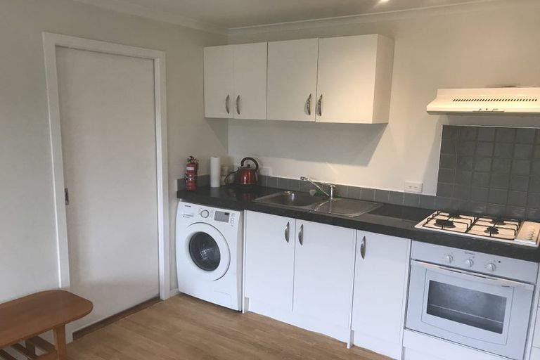 Photo of property in 12 Murphy Road, Taradale, Napier, 4112