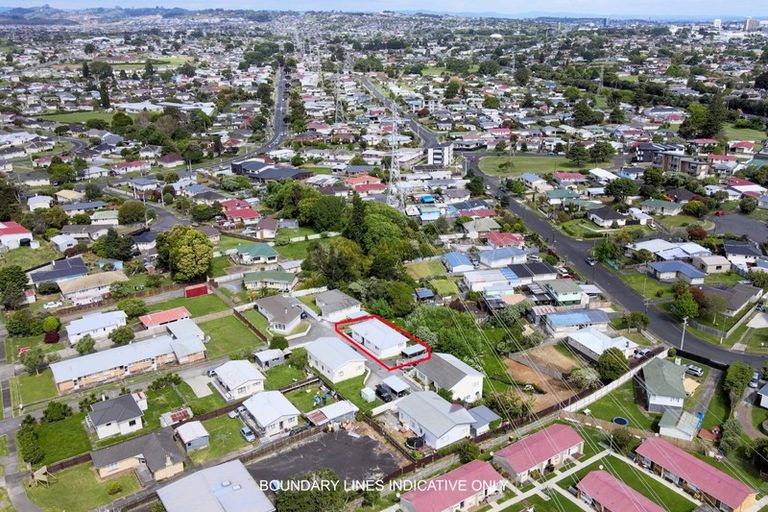 Photo of property in 3c Fulton Crescent, Otara, Auckland, 2023