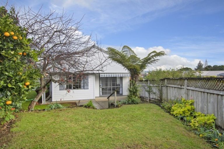 Photo of property in 1 Noone Close, Onerahi, Whangarei, 0110