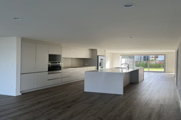 Photo of property in 13 Gunn Way, Hobsonville, Auckland, 0616