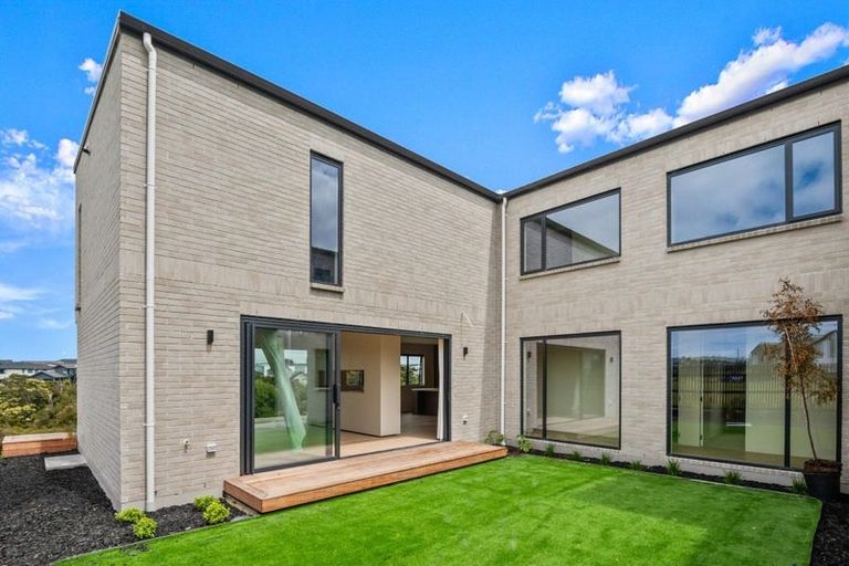 Photo of property in 47 Bristol Freighter Road, Hobsonville, 0616