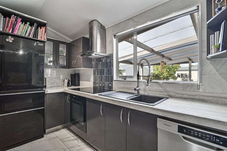 Photo of property in 301 Park Road North, Parkvale, Hastings, 4122