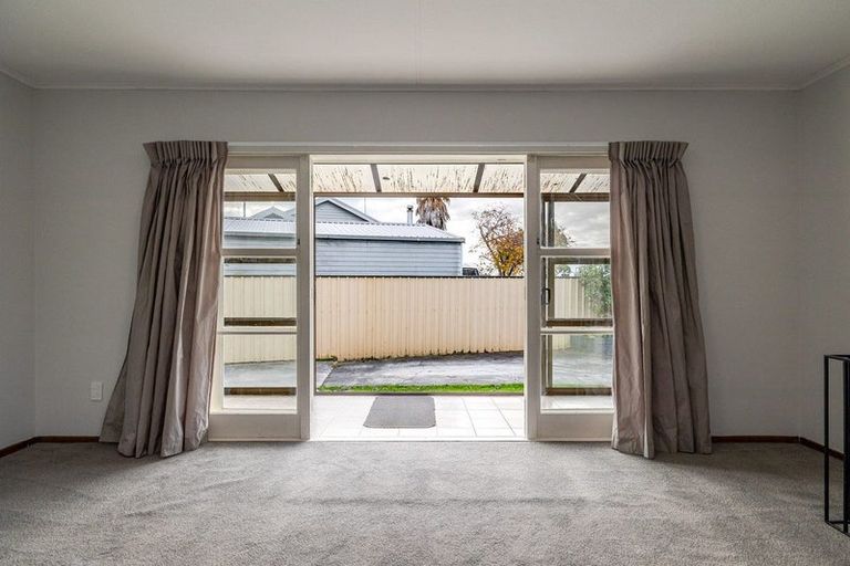 Photo of property in 12 Keith Street, Roslyn, Palmerston North, 4414