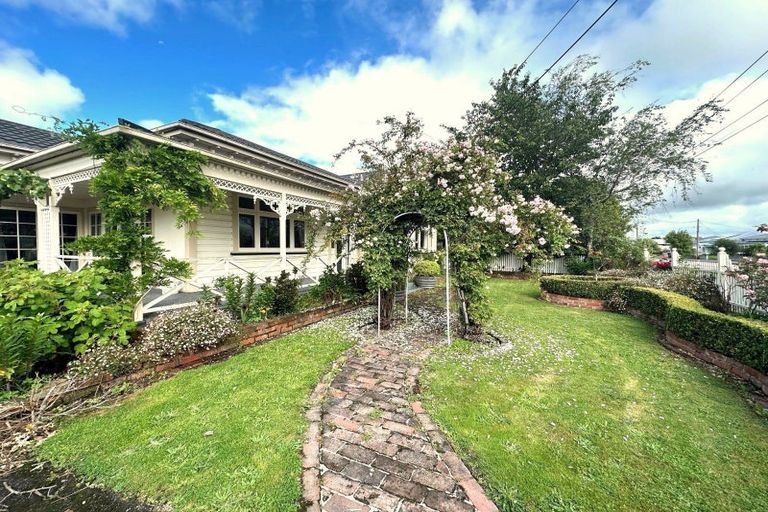 Photo of property in 103 Bannister Street, Masterton, 5810