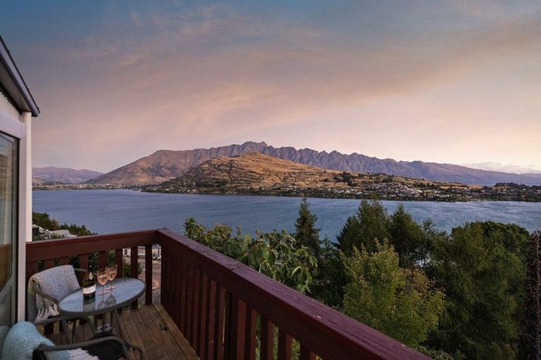 Photo of property in 6b Gum Lane, Queenstown, 9300