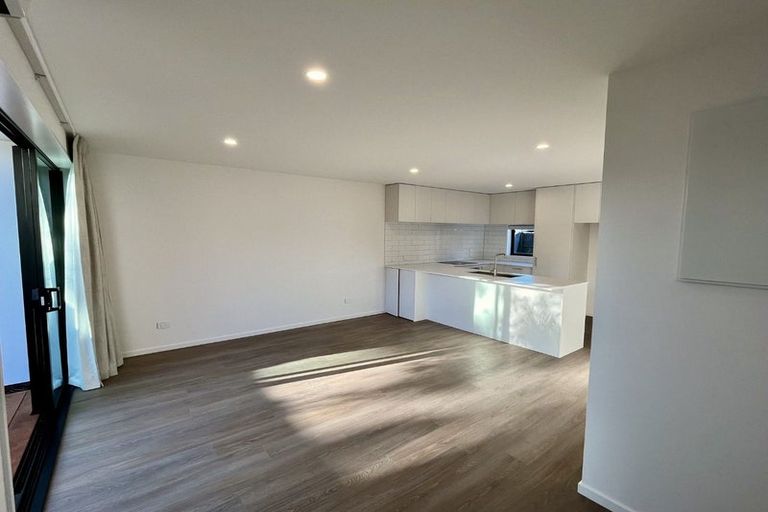 Photo of property in 8/95 Linwood Avenue, Linwood, Christchurch, 8011