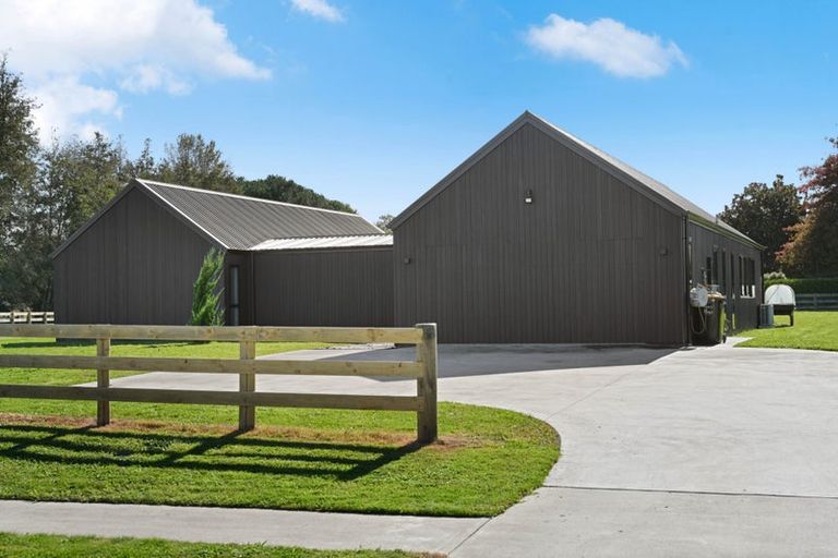 Photo of property in 15 Redwood Lane, Pirongia, 3802