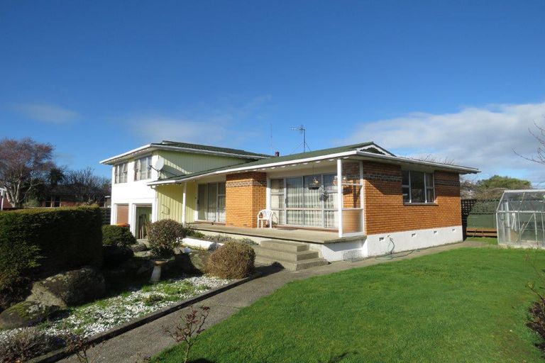 Photo of property in 61 Clifton Street, Windsor, Invercargill, 9810