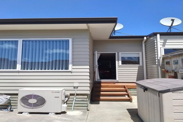 Photo of property in 18a Resolution Drive, Whitby, Porirua, 5024
