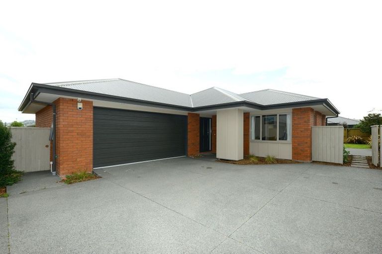 Photo of property in 10 Saint Florian Place, Woolston, Christchurch, 8062