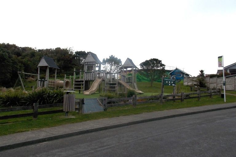 Photo of property in 91a Montgomery Avenue, Karori, Wellington, 6012