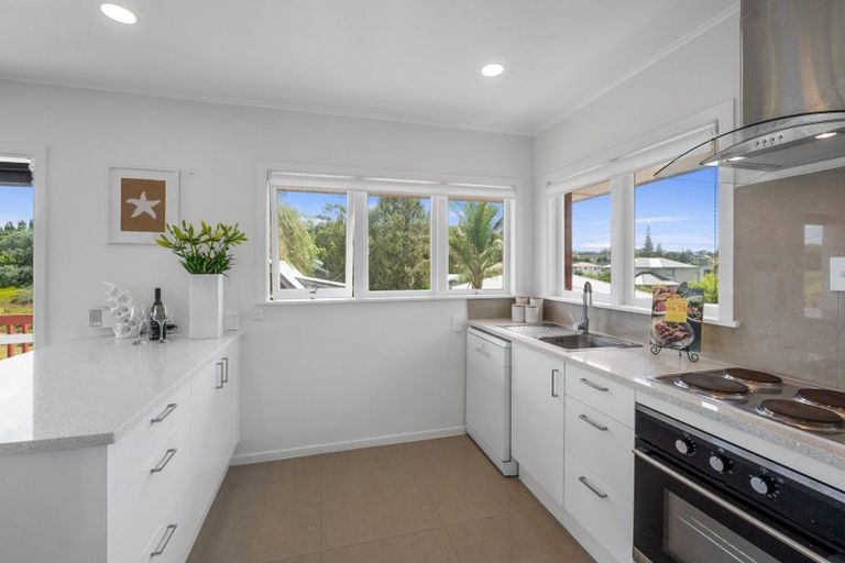 Photo of property in 2/42 Kawerau Avenue, Devonport, Auckland, 0624