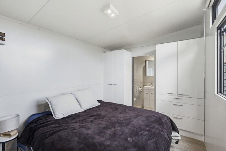 Photo of property in 10 Arataki Grove, Waitarere Beach, Levin, 5510