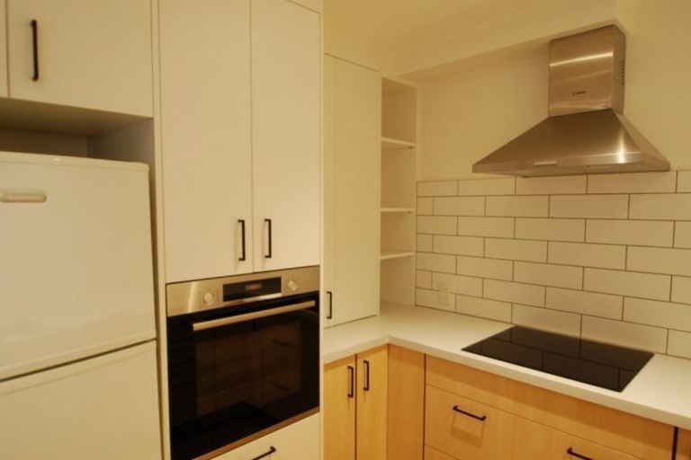 Photo of property in 80u7 Salamanca Road, Kelburn, Wellington, 6012