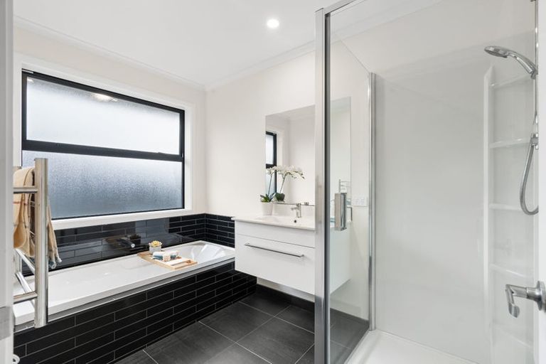 Photo of property in 8 Reuben Avenue, Rolleston, 7615