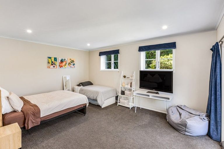 Photo of property in 33a Nevay Road, Miramar, Wellington, 6022