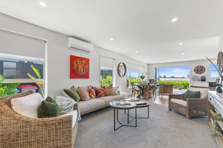 Photo of property in 1/47 Beachville Road, Redcliffs, Christchurch, 8081