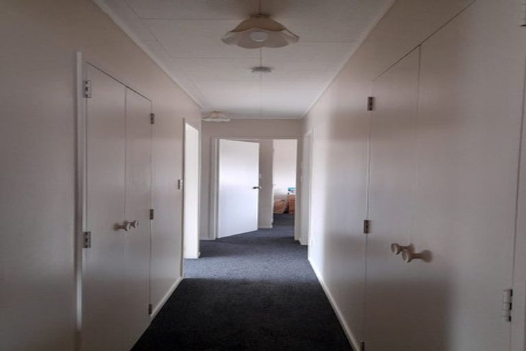Photo of property in 2/62 Weymouth Road, Manurewa, Auckland, 2102