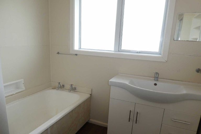 Photo of property in 271 Avonhead Road, Avonhead, Christchurch, 8042