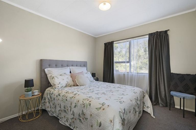 Photo of property in 218 Staithes Drive South, Whitby, Porirua, 5024