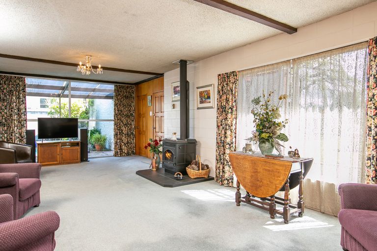 Photo of property in 38 Edith Street, Masterton, 5810