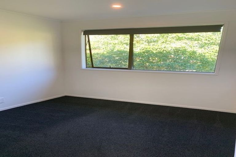 Photo of property in 13 Lendenfeld Drive, Papatoetoe, Auckland, 2025