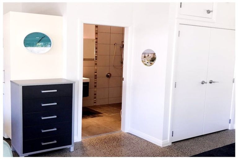 Photo of property in 22 Dundas Street, Seatoun, Wellington, 6022