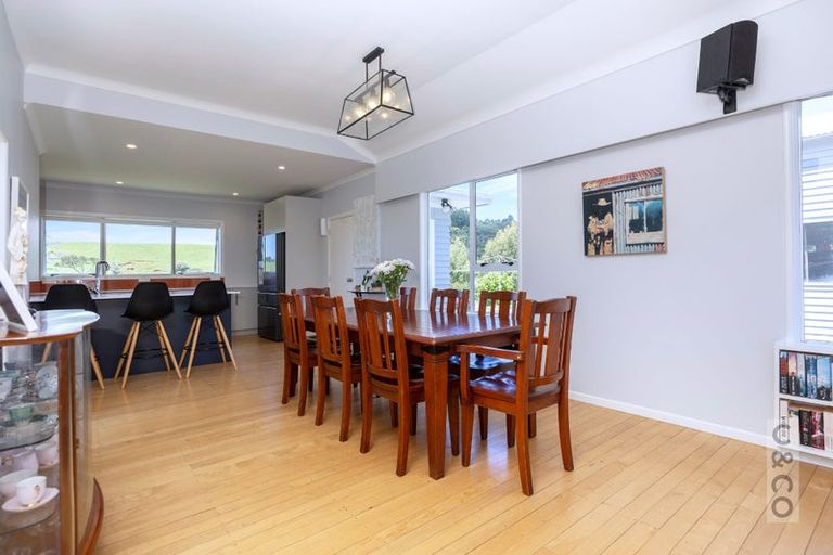 Photo of property in 83 Mount Albion Rise, Taupaki, Henderson, 0782