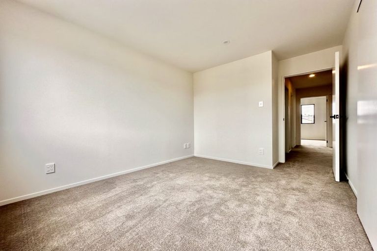 Photo of property in 11 Kiato Lane, Flat Bush, Auckland, 2019
