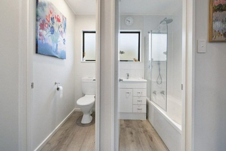 Photo of property in 26a Limbrick Street, Terrace End, Palmerston North, 4410