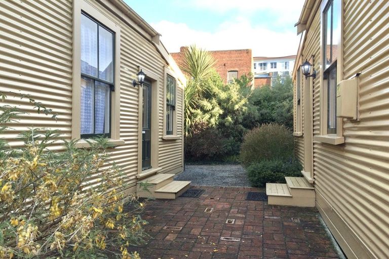 Photo of property in 7 Tonks Grove, Te Aro, Wellington, 6011