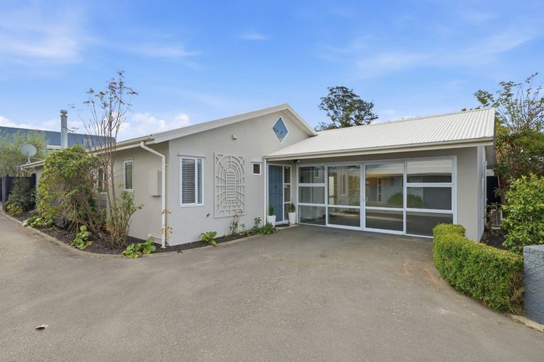 Photo of property in 3/125 Blighs Road, Strowan, Christchurch, 8052