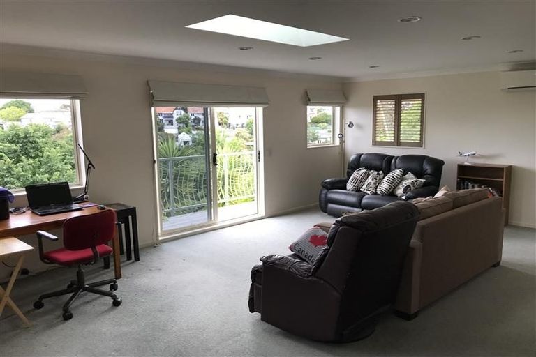 Photo of property in 13c Onslow Road, Bluff Hill, Napier, 4110
