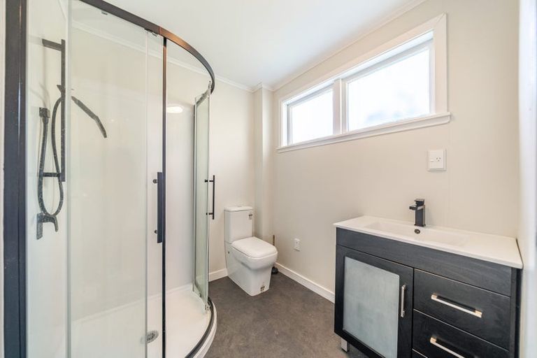 Photo of property in 188 Paremata Road, Paremata, Porirua, 5024