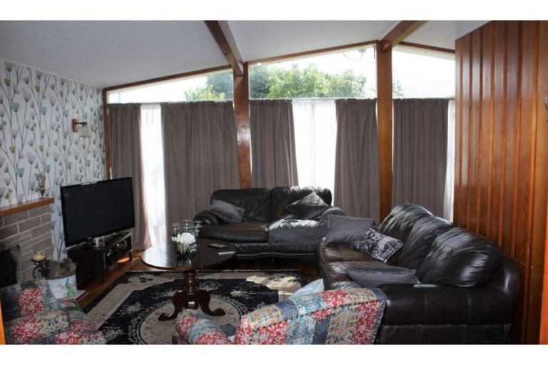 Photo of property in 11 Te Puia Street, Te Kamo, Whangarei, 0112