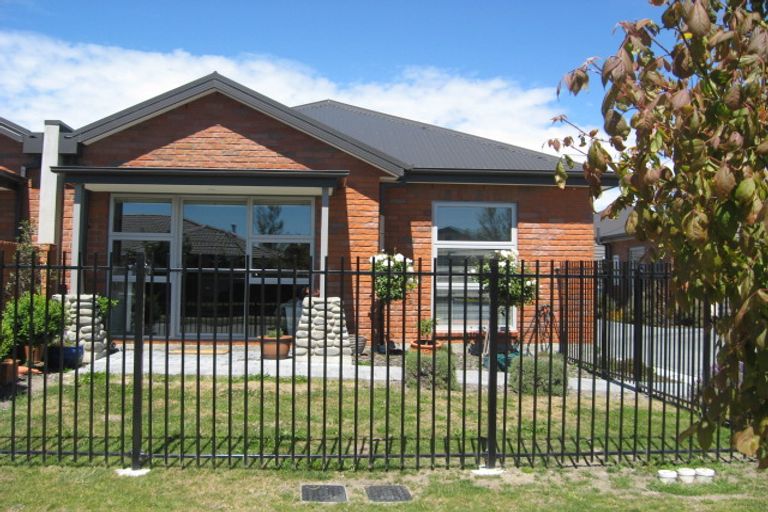 Photo of property in 9 Redfern Street, Northwood, Christchurch, 8051