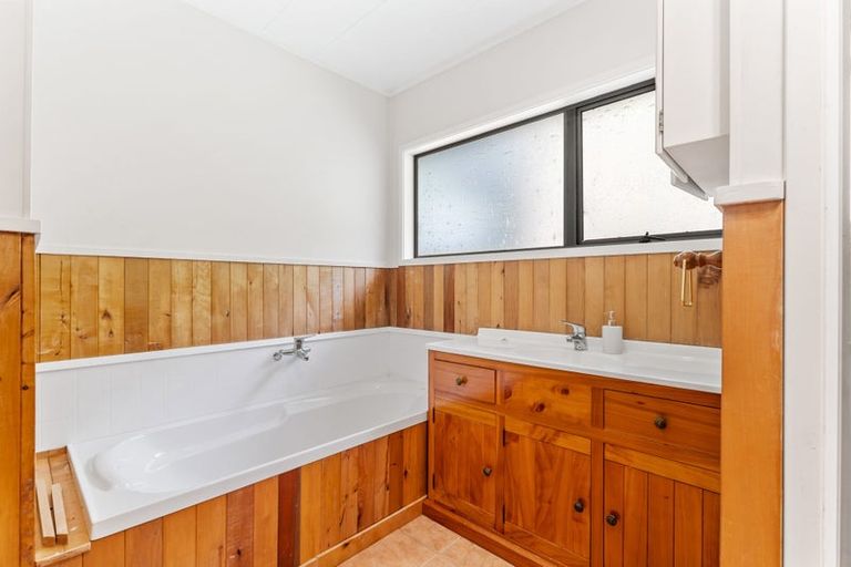 Photo of property in 18 Monowai Street, Wellsford, 0900