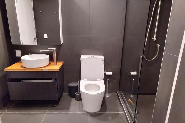 Photo of property in 10/165 Hobsonville Point Road, Hobsonville, Auckland, 0616