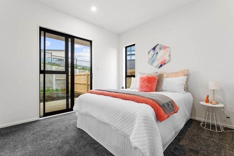 Photo of property in 82 Puwha Street, Massey, Auckland, 0614