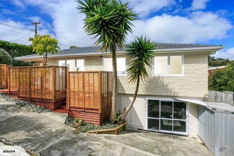 Photo of property in 54 Stanley Road, Glenfield, Auckland, 0629