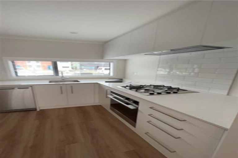 Photo of property in 37 Doug Jensen Street, Wallaceville, Upper Hutt, 5018