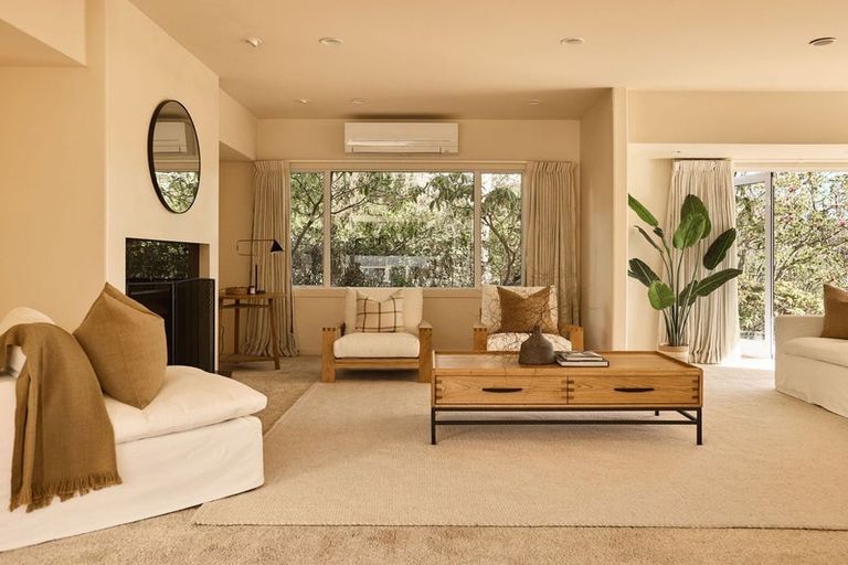 Photo of property in 168 Te Mata Peak Road, Havelock North, 4130