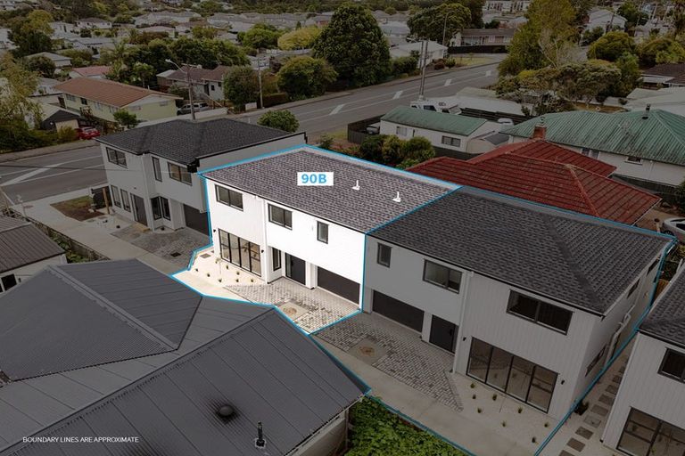 Photo of property in 90b Seymour Road, Sunnyvale, Auckland, 0612