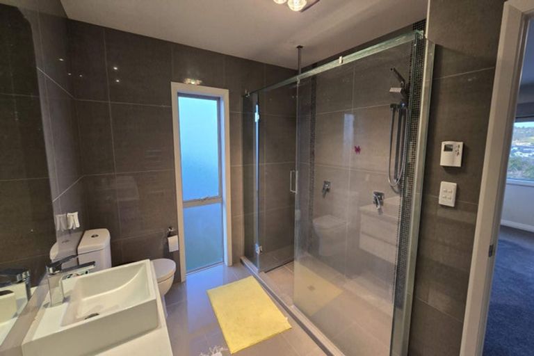 Photo of property in 34 Leburn Crescent, Flat Bush, Auckland, 2016
