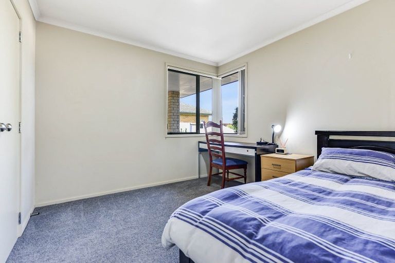 Photo of property in 19 Nobleman Place, Hamilton East, Hamilton, 3216