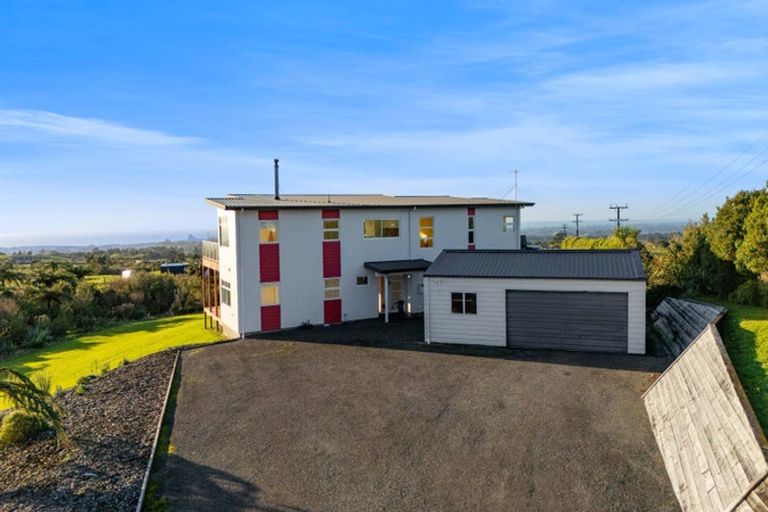 Photo of property in 1532 Carrington Road, Hurworth, New Plymouth, 4371