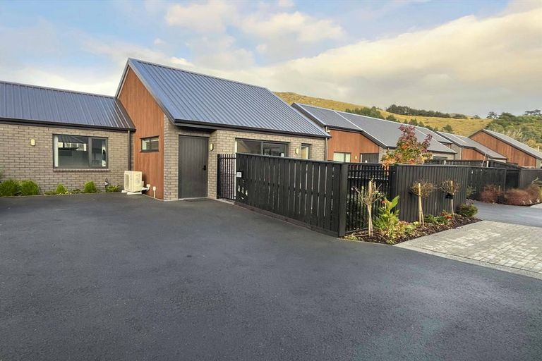 Photo of property in 5/9 Truscotts Road, Heathcote Valley, Christchurch, 8022