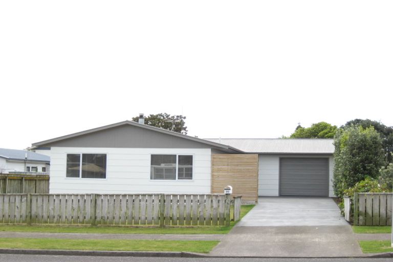 Photo of property in 20 Ellesmere Avenue, Bell Block, New Plymouth, 4312