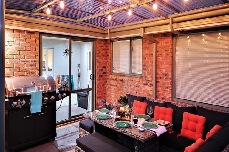 Photo of property in 1 Kohi Drive, Parklands, Christchurch, 8083